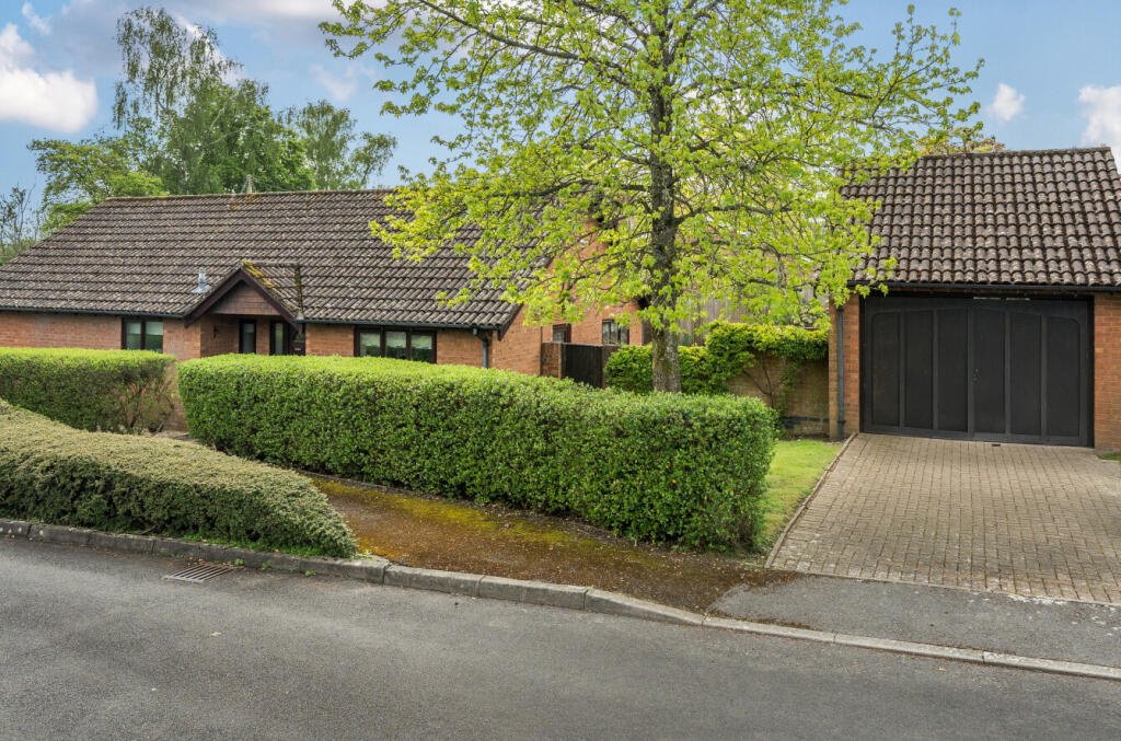 Main image of property: Old Cottage Close, West Wellow, Romsey, Hampshire, SO51