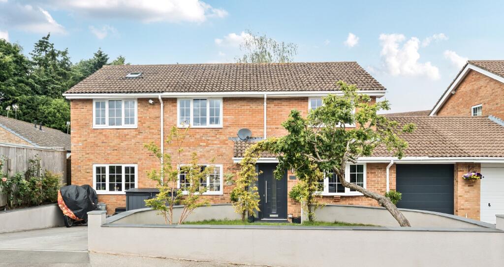 Main image of property: Highlands Way, Whiteparish, Salisbury, Wiltshire, SP5