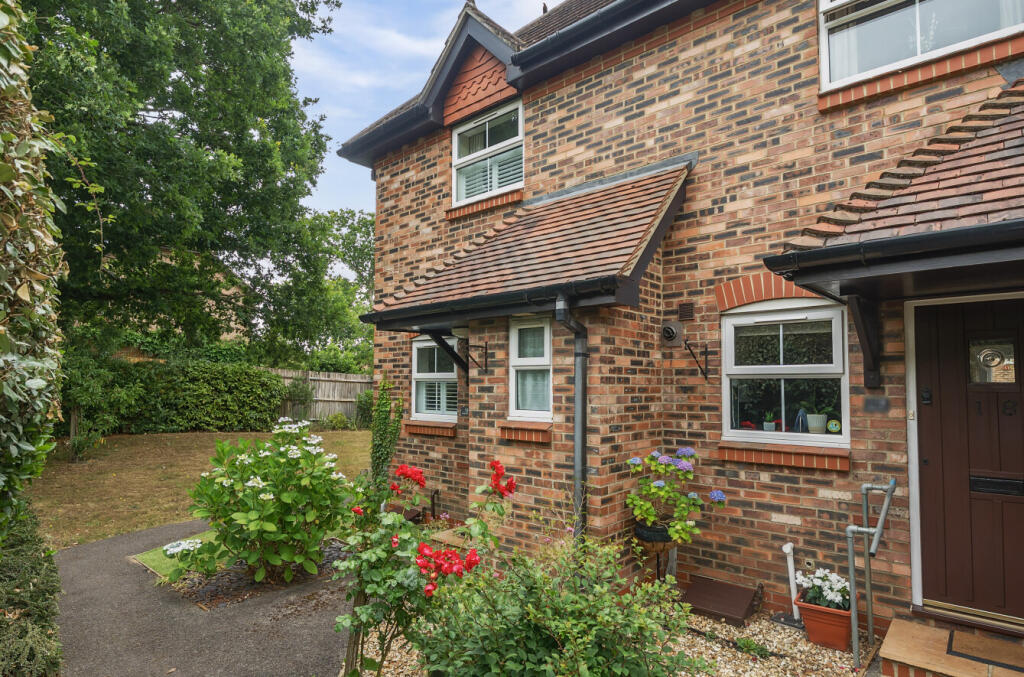 Main image of property: Grange Mews, Winchester Hill, Romsey, Hampshire, SO51