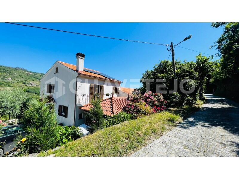 Main image of property: Beira Litoral, Oliveira do Hospital