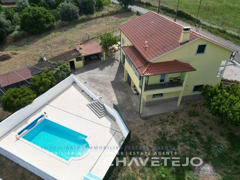Main image of property: Ribatejo, Tomar