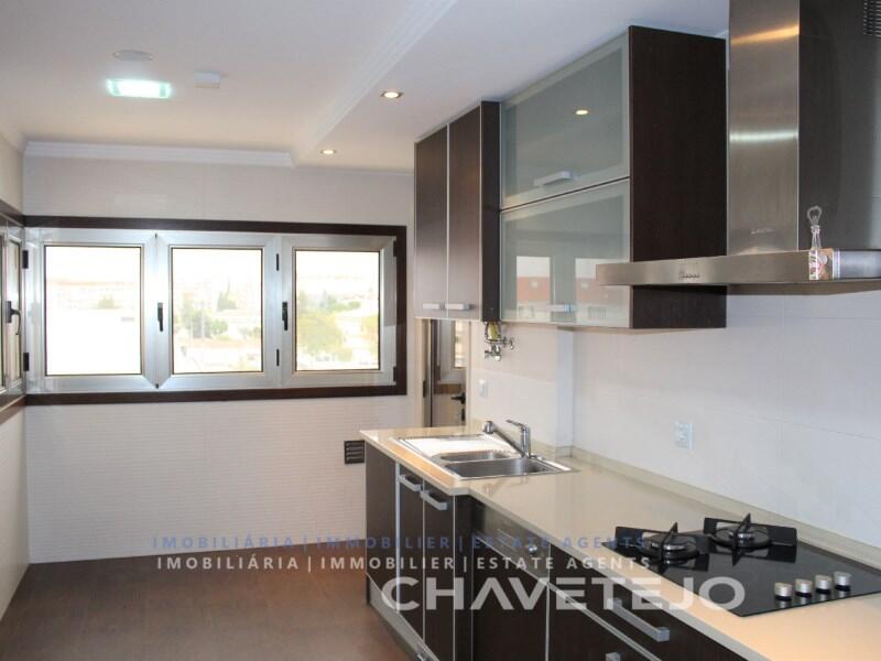 Main image of property: Ribatejo, Tomar