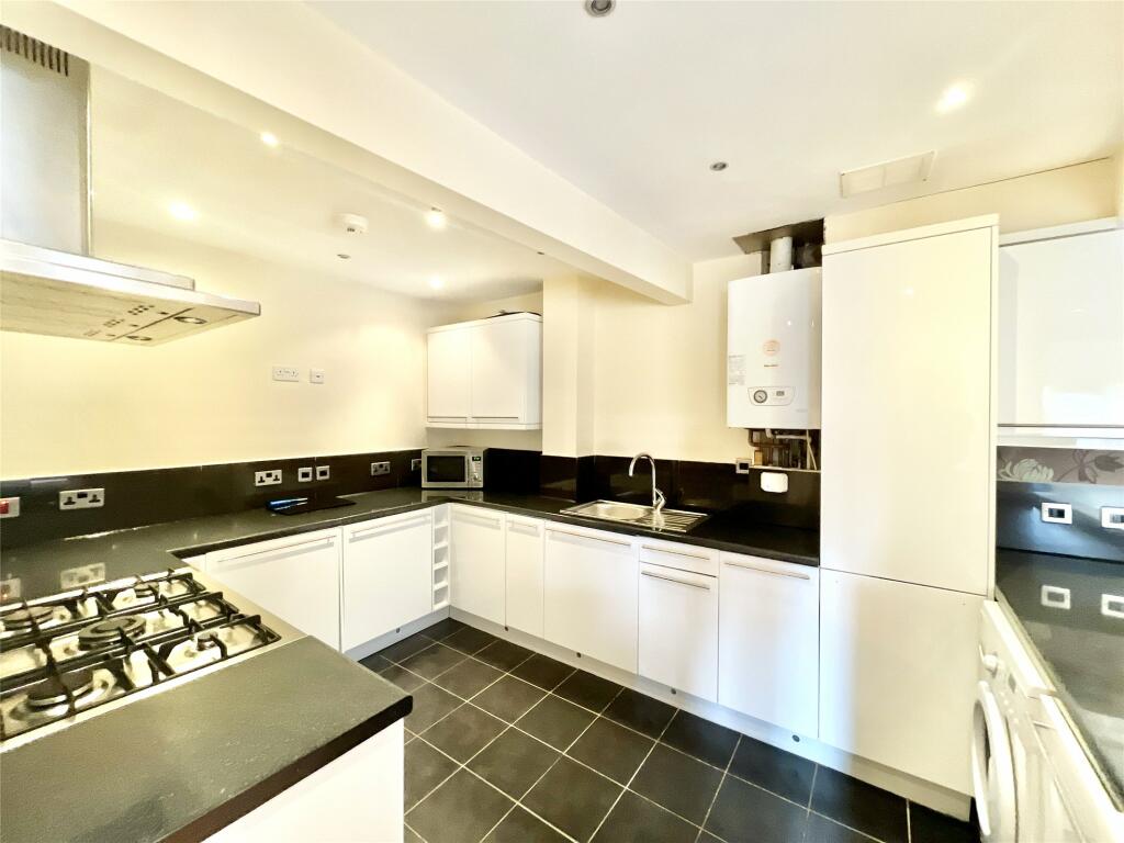 2 bedroom apartment for rent in Collingwood Terrace, Jesmond, Newcastle Upon Tyne, NE2