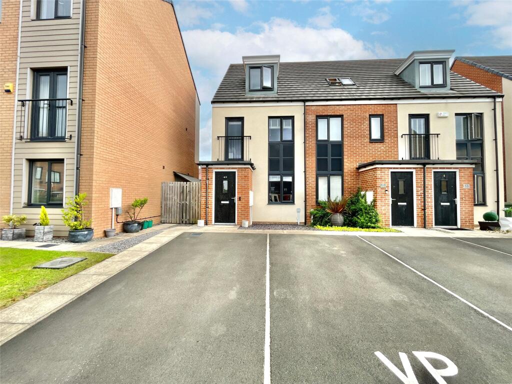 Main image of property: Elmwood Park Gardens, Great Park, Newcastle Upon Tyne, NE13