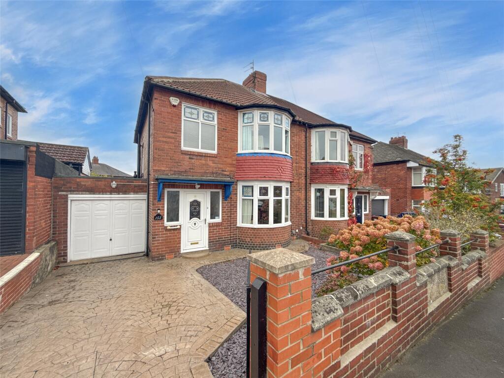 3 bedroom semi-detached house