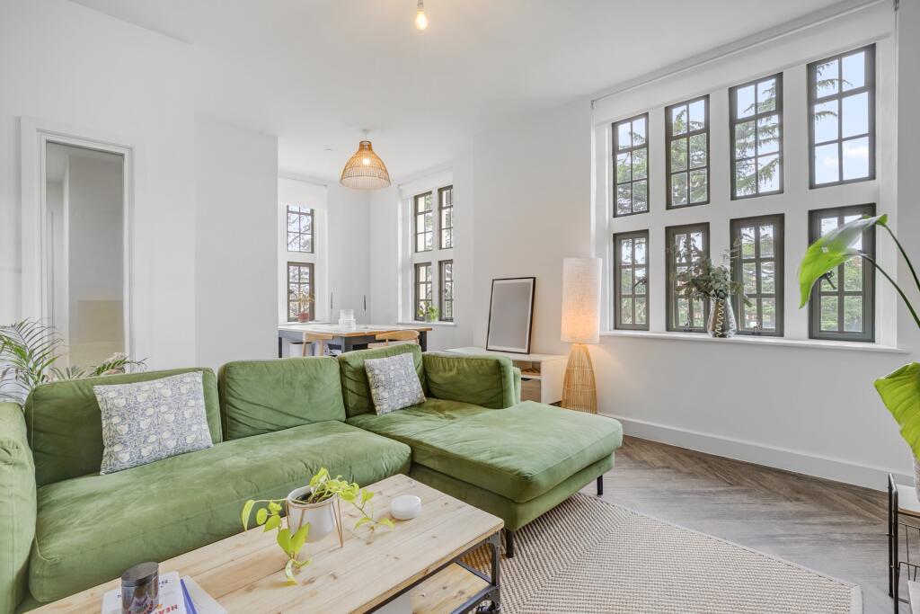Main image of property: 3 Vernon House, Holt Gardens, London, SW17
