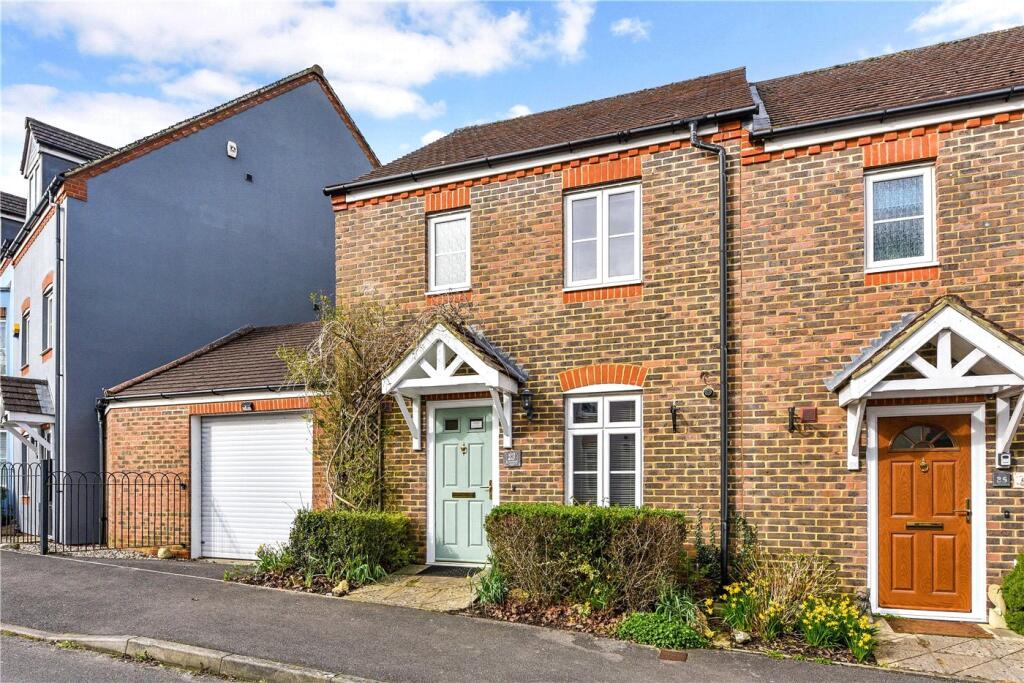 Main image of property: Barentin Way, Petersfield, Hampshire, GU31