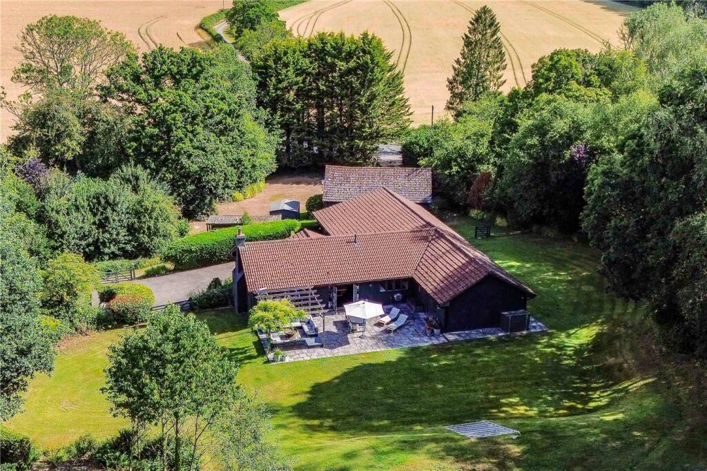 Main image of property: The Tree House, Winchester Road, West Meon, Hampshire, GU32