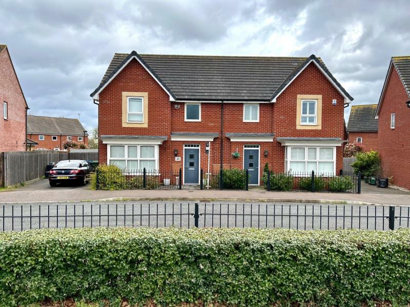 3 bedroom semi-detached house for rent in Cranmore Circle, Broughton, MK10