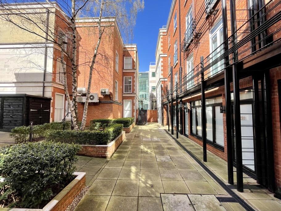 Main image of property: Upper Third Street, Central Milton Keynes 