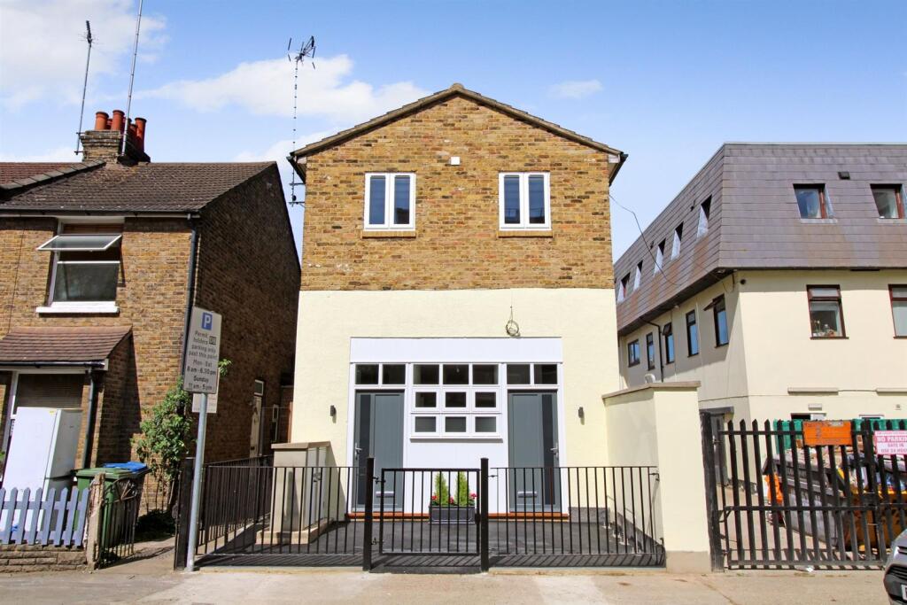 Main image of property: New Malden