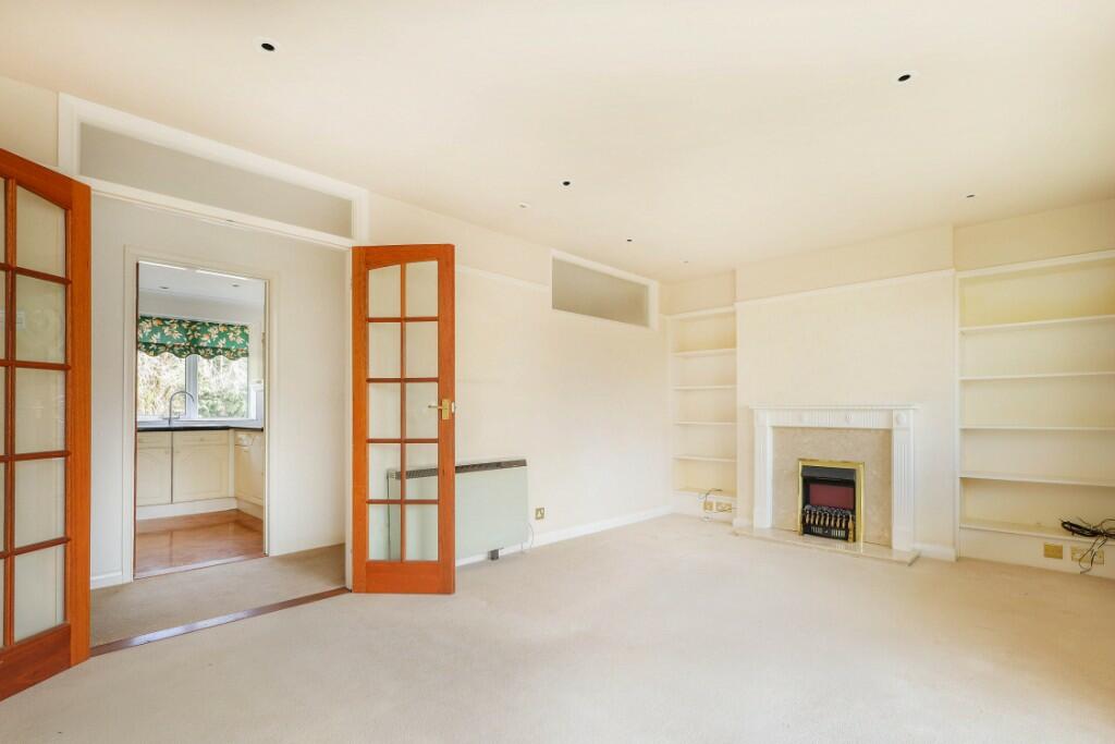 2 bedroom apartment for sale in Hill Brow Road, Liss, Hampshire, GU33