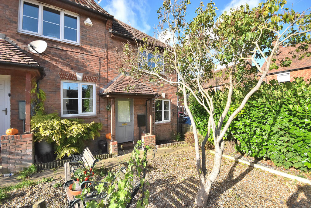 Main image of property: Rochford Close, Stansted, Essex, CM24