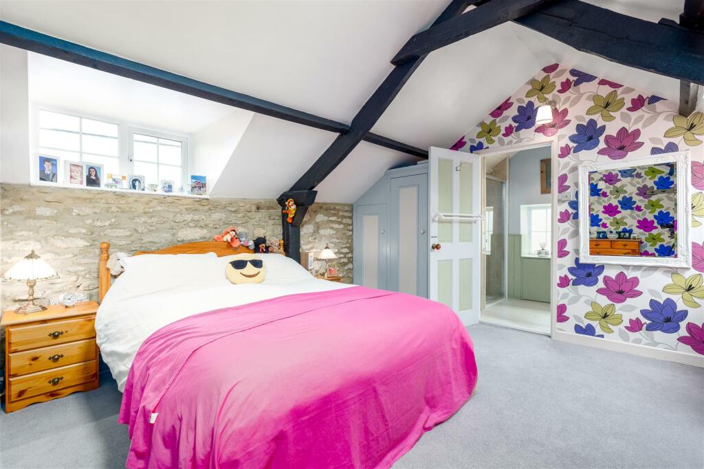 6 bedroom barn conversion for sale in Souldern, Nr Bicester, OX27