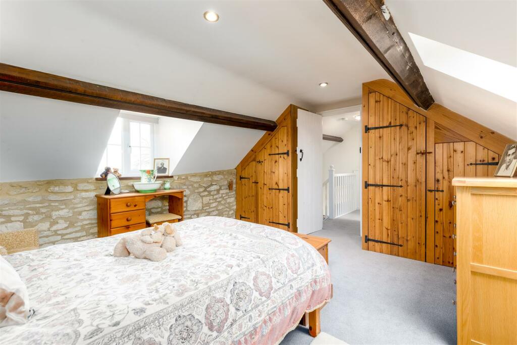6 bedroom barn conversion for sale in Souldern, Nr Bicester, OX27