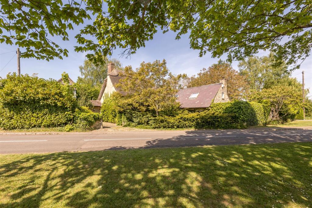 Main image of property: Northampton Road, Weston-On-The-Green