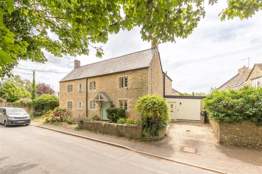 Main image of property: Bletchingdon Road, Kirtlington