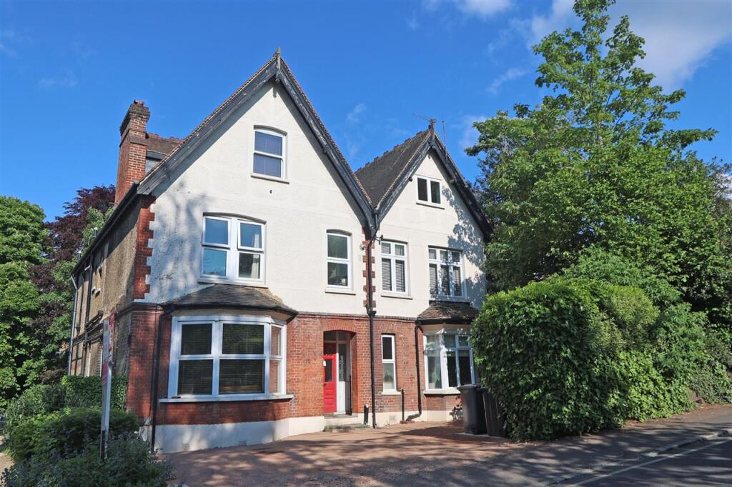 Main image of property: Sanderstead Road, South Croydon