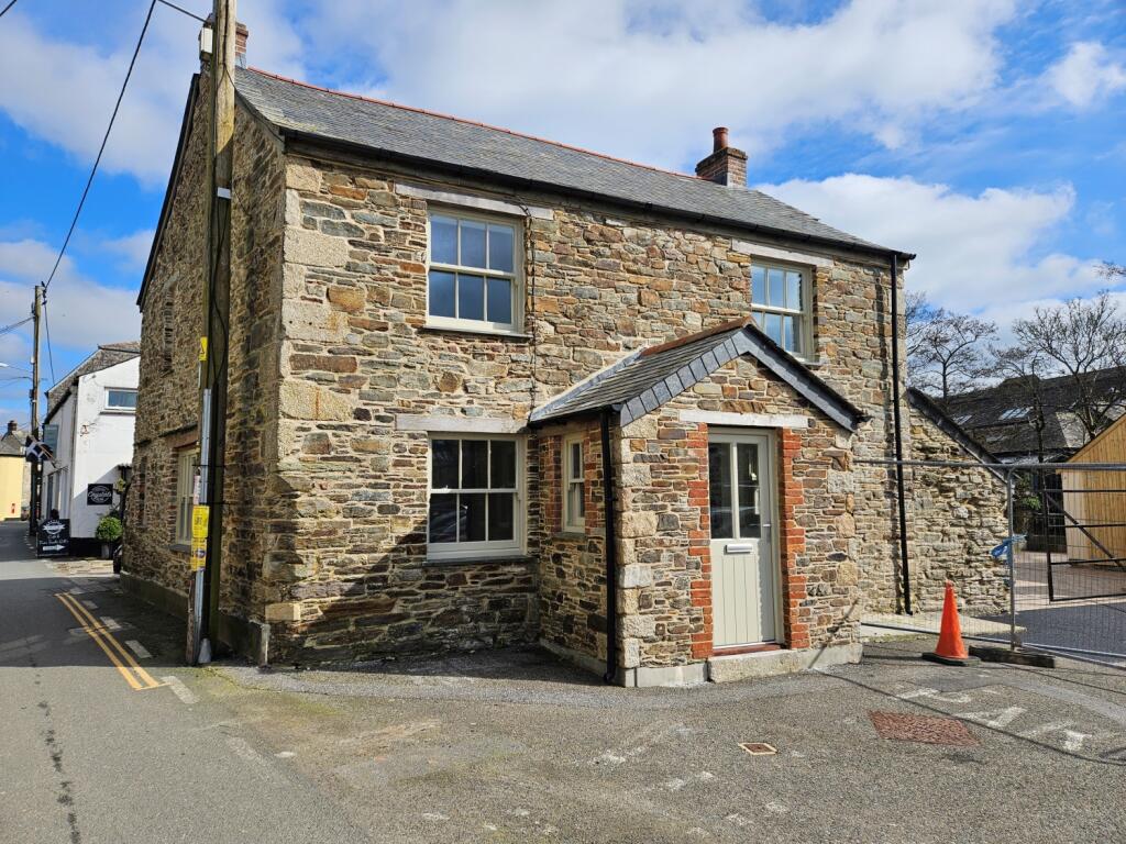 3 bedroom cottage for sale in Quay Street, Lostwithiel, Cornwall, PL22