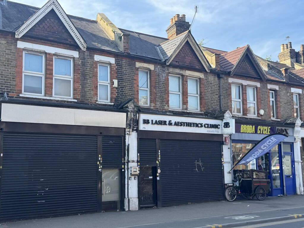 Main image of property: 396 Forest Road, Walthamstow, London, E17