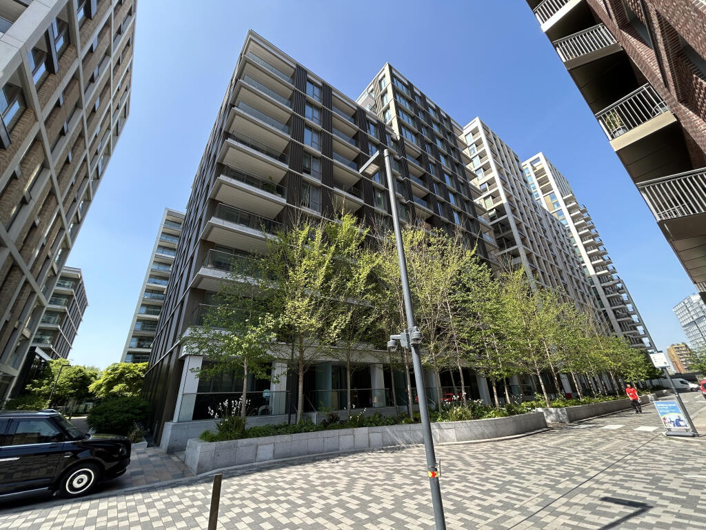 Main image of property: Chartwell House, Apartment 17, 4 Palmer Road, Battersea, London, SW11