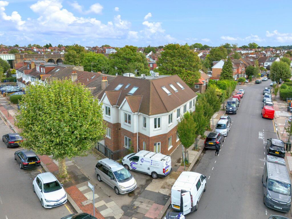 Main image of property: 100-102 Hamilton Road, Brent Cross, London, NW11