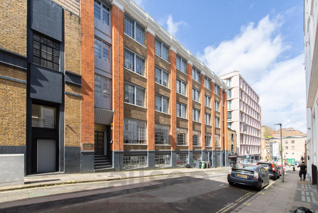 Main image of property: Upper Ground Floor, 3-11, Eyre Street Hill, Farringdon, London, EC1R