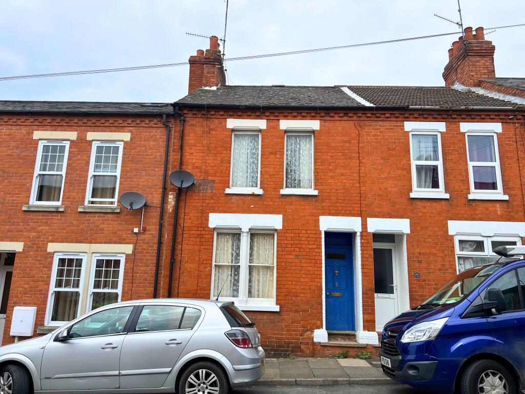 Main image of property: 12 Cambridge Street, Northampton, Northamptonshire, NN2