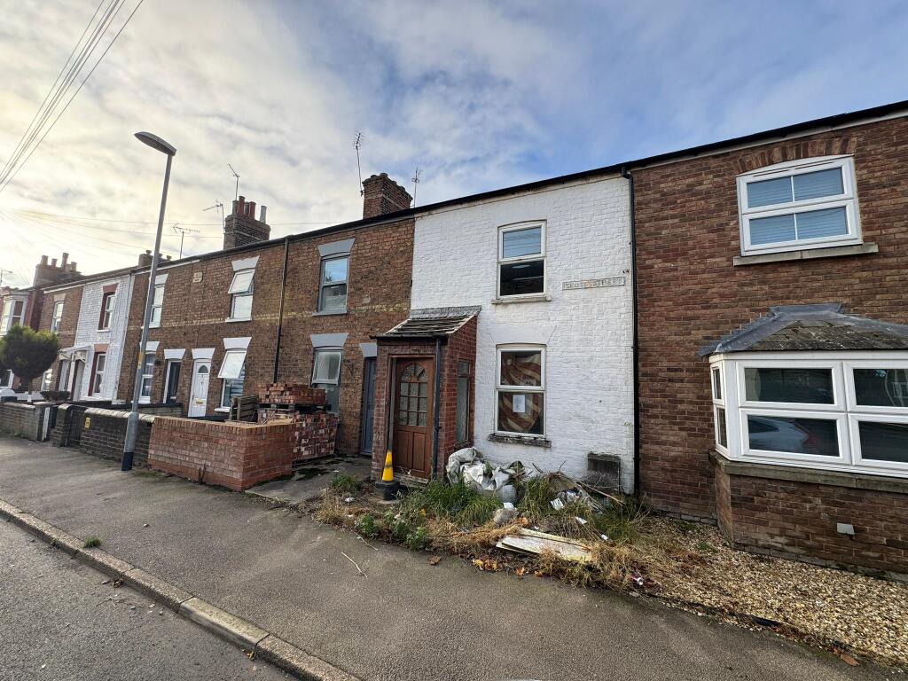 Main image of property: 1 Cross Street, Spalding, Lincolnshire, PE11
