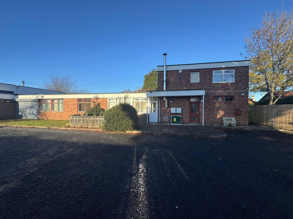 Main image of property: Land Lane Clinic and Site, Land Lane, Birmingham, West Midlands, B37