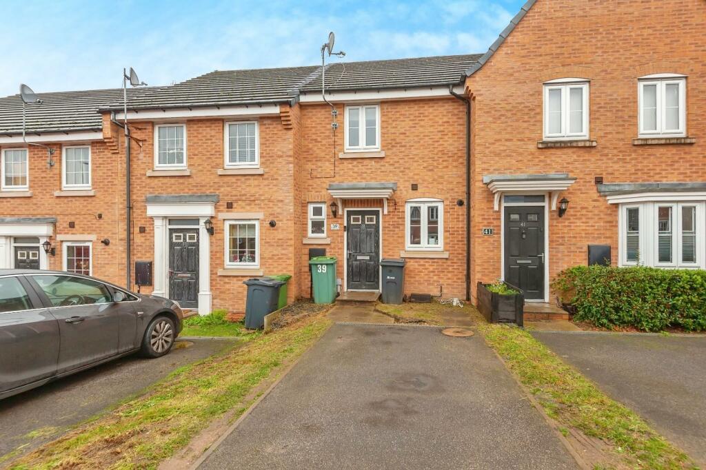 2 bedroom terraced house for sale in Edward Close, Pudsey, LS28