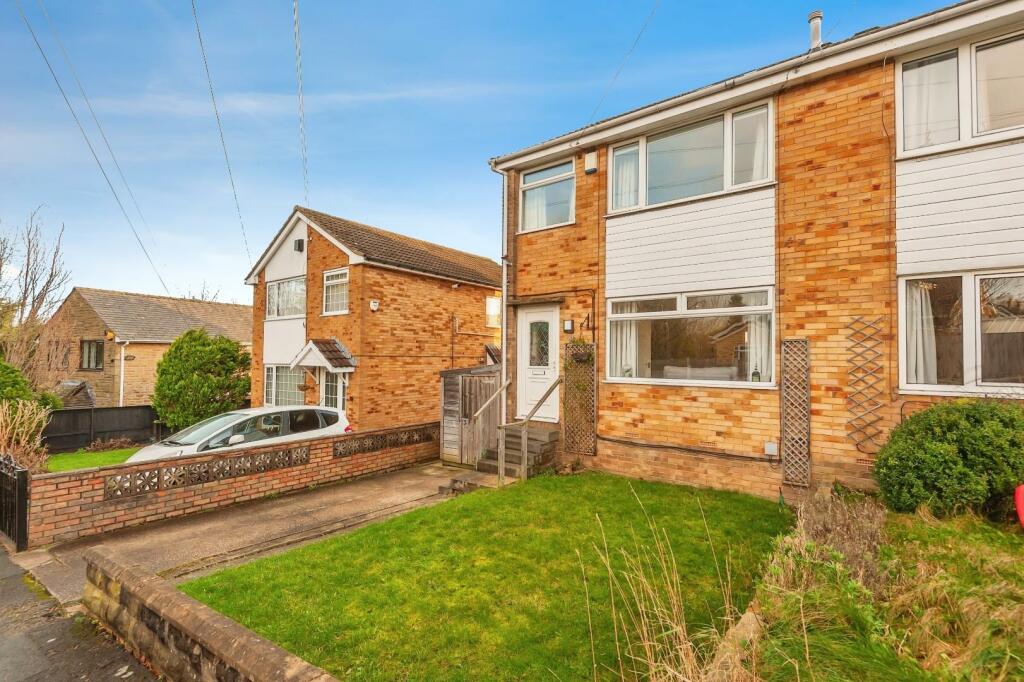 3 bedroom semidetached house for sale in Cherry Tree Crescent, Farsley