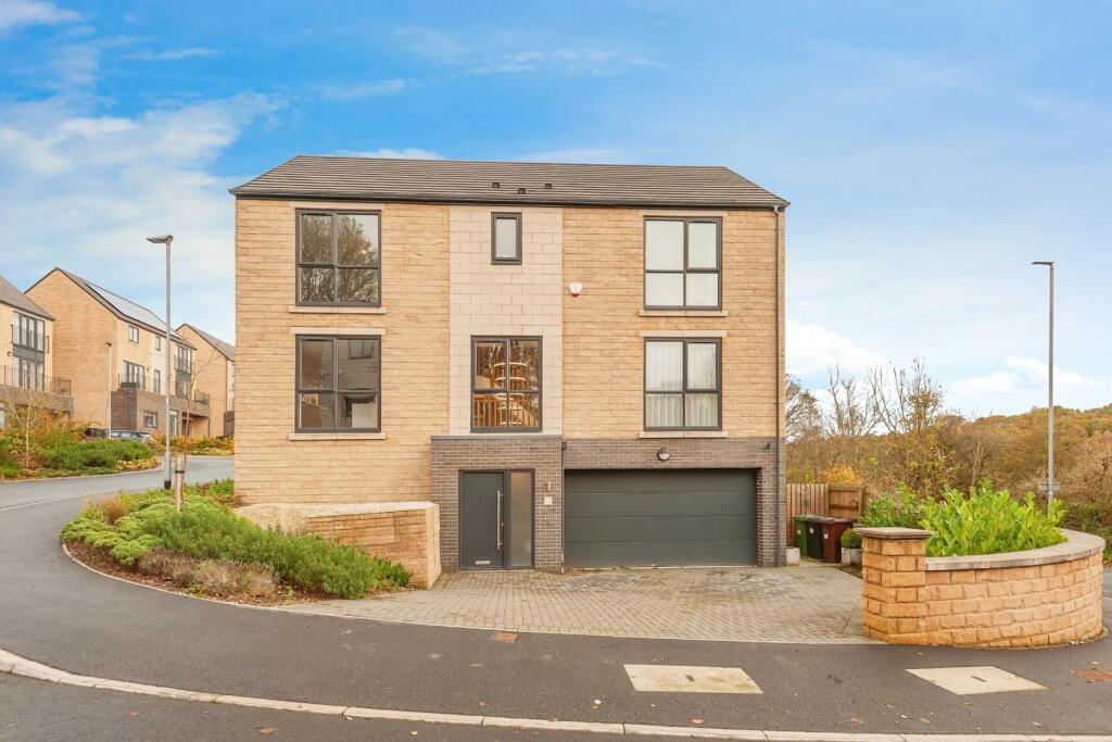 Main image of property: South Side Ridge, Pudsey
