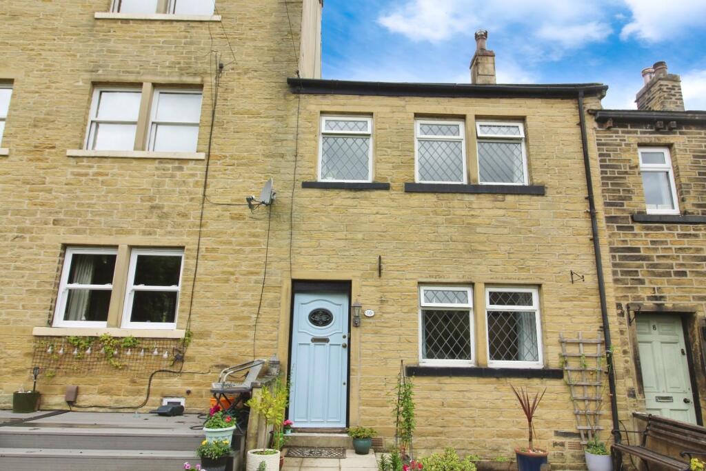 Main image of property: Thornhill Street, Calverley