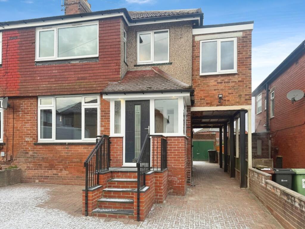 Main image of property: Merton Gardens, Farsley, Pudsey