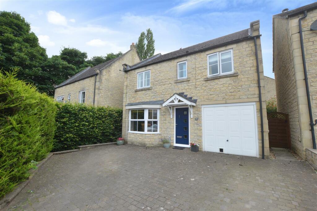 Main image of property: Dale Grove, Leyburn