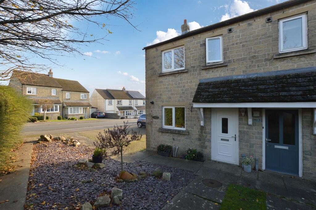 2 bedroom end of terrace house