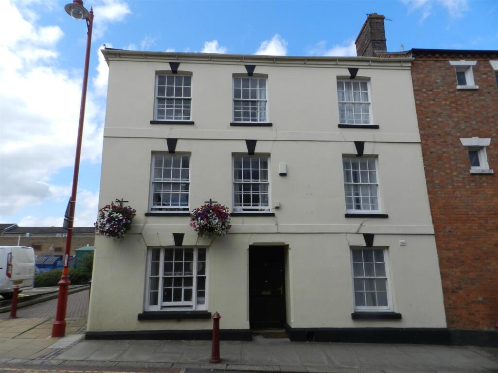 Main image of property: TOWN CENTRE