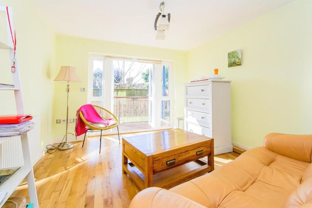 2 bedroom ground floor flat for sale in 37 Rectory Road, Boston, PE21