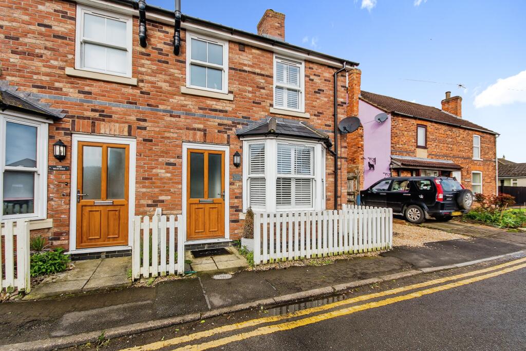 3 bedroom semidetached house for sale in Horncastle Road, Mareham le