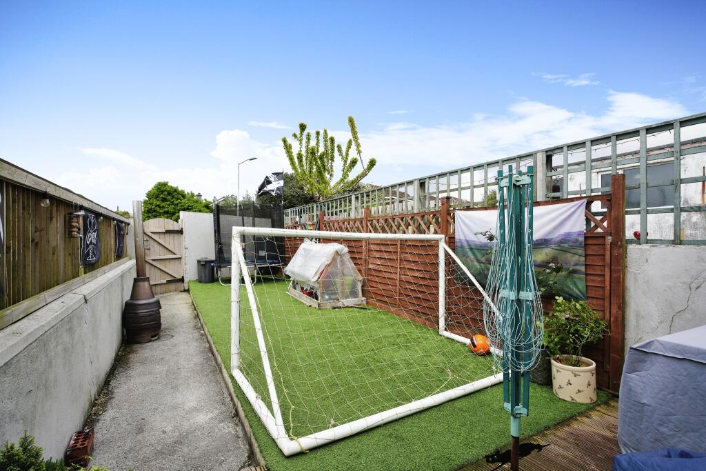 3 bedroom terraced house for sale in Trenarren View, St. Austell, PL25