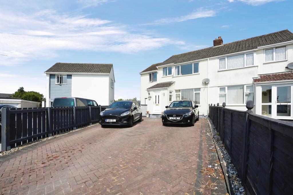 4 bedroom semidetached house for sale in Queens Crescent, Bodmin, PL31
