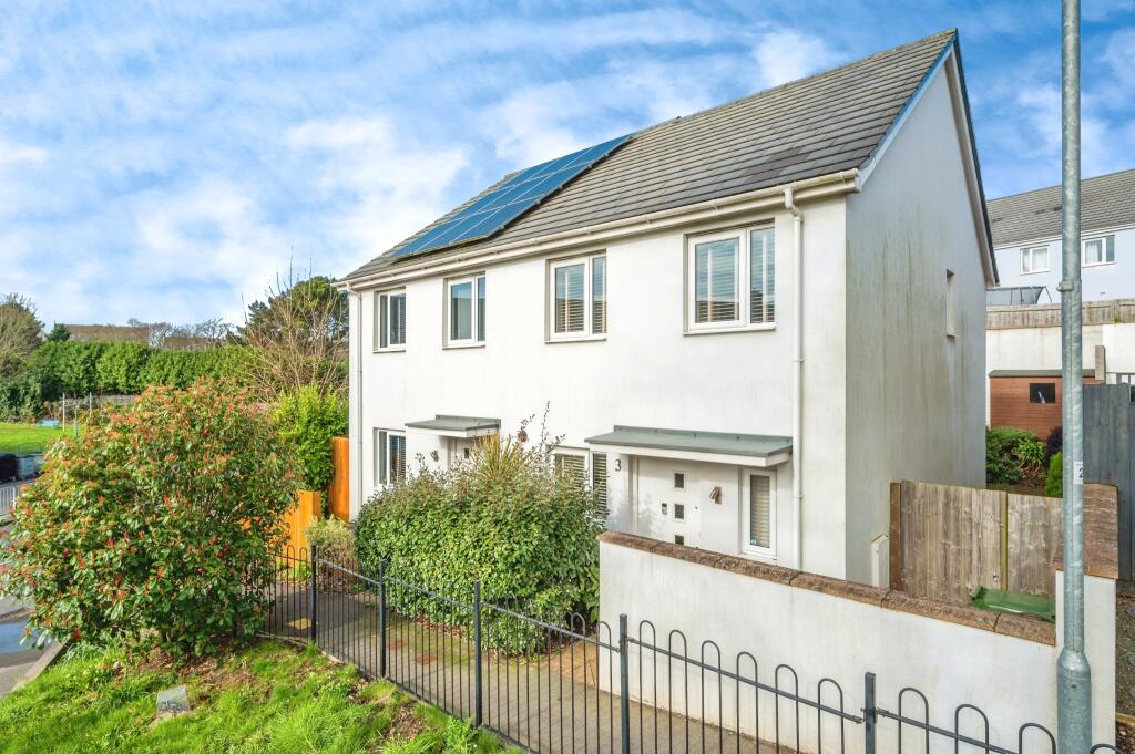 2 bedroom semi-detached house for sale in Mavisdale, Plymouth, PL2
