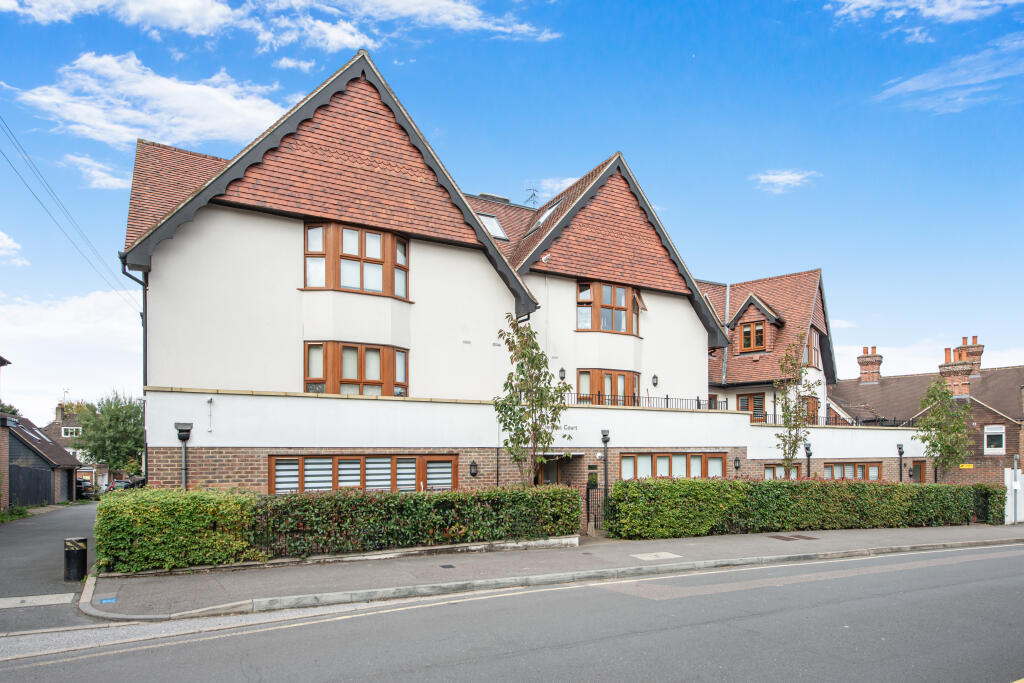 Main image of property: Hoskins Road, Oxted, RH8