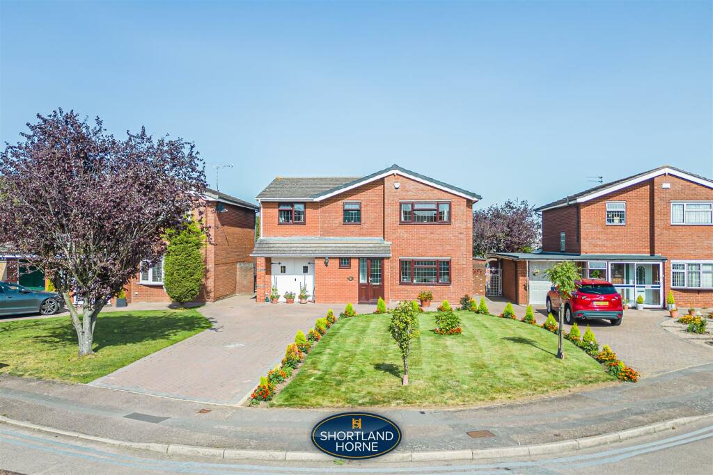 5 bedroom detached house for sale in Turlands Close, Walsgrave