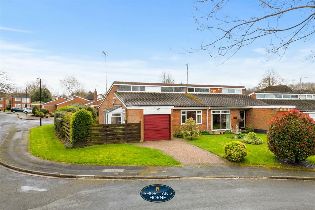 2 bedroom semi-detached bungalow for sale in Carnegie Close, Whitley, Coventry, CV3 4GE, CV3