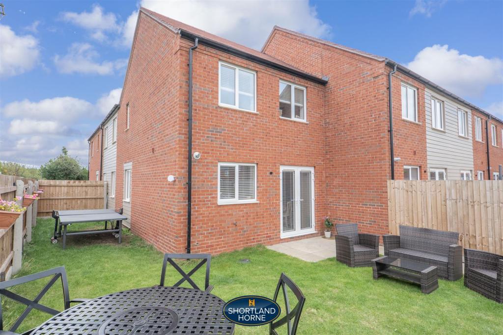 For Longford House 3 Bed Sale Coventry