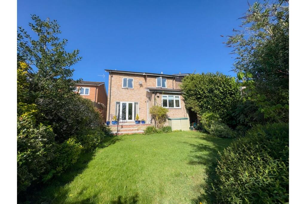 Main image of property: Greenhills, Ware, SG12