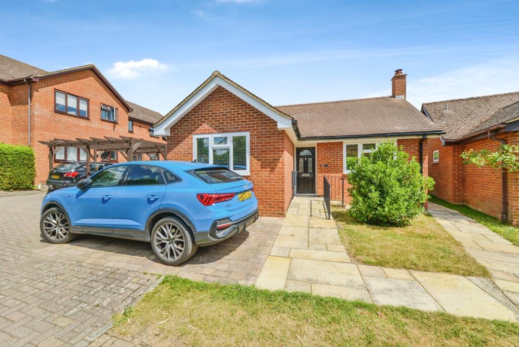 Main image of property: Winch Close, Hitchin, SG4
