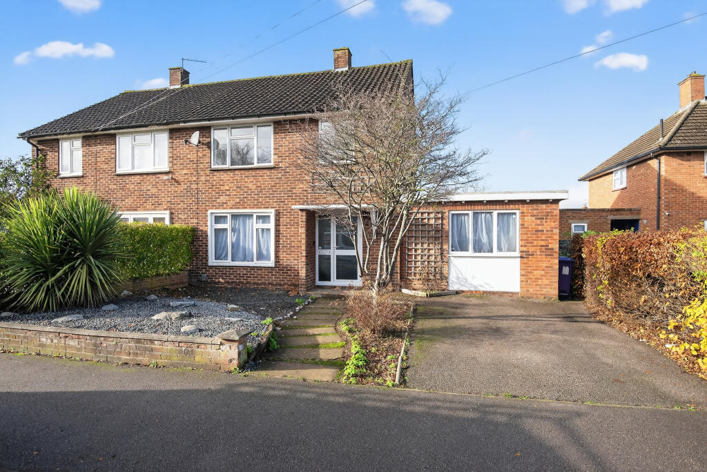 Main image of property: Maycroft, Letchworth Garden City, SG6